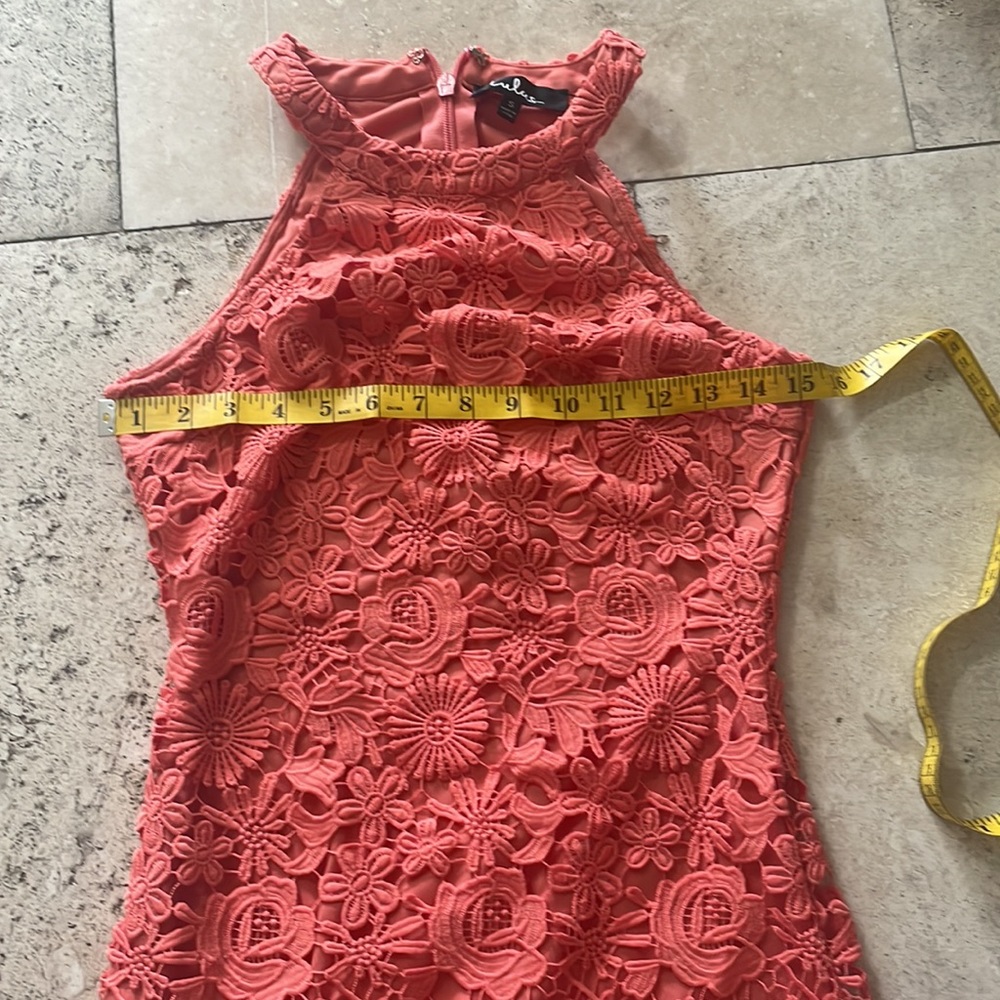 Lulus love poem dress in coral . Size small - Picture 7 of 10